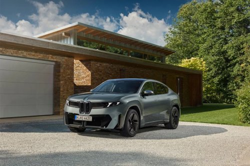 BMW, BMW’s Latest Neue Klasse EV Is the SUV-Coupe iX4