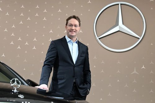 Mercedes bets simulated V8 sound, torque, and shifts can win over EV skeptics