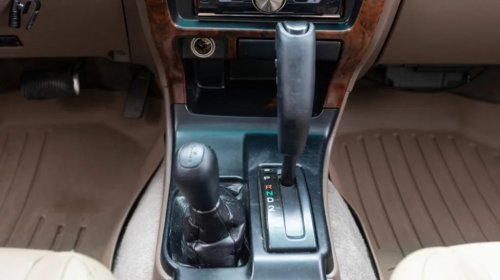 Why Do Some 4WD Vehicles Have Two Gear Shifts?