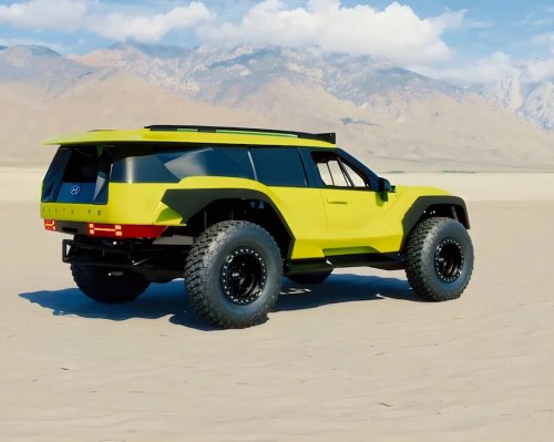 Hyundai’s Family SUV Shows Unexpectedly Badass Prerunner Potential
