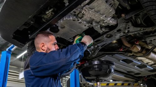 Is It Normal For Diesel Engine Oil To Turn Black?