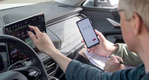 Swedes Prove Modern Cars Are More Distracting Than Ever