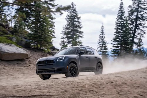 Mini Gives the Countryman a Taste for Dirt