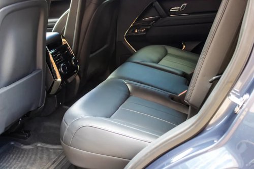 Range Rover Review: Land Rover's Luxury SUV Seems Built To Haul Dogs In Comfort