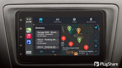 We Tested Dozens Of Free CarPlay Apps, Here Are The Best Ones