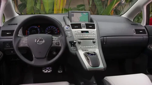 Lexus, Why Was The Lexus HS Discontinued?