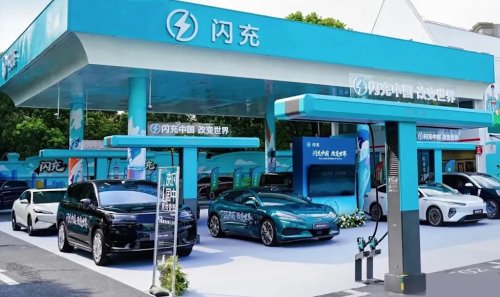 Shanghai gas station rips out its fuel tanks, turns into EV flash-charging hub