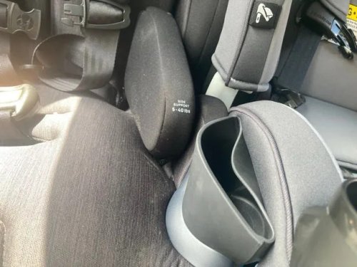 Three Kids, One Back Seat: We Compare Two Ultraslim Car Seats