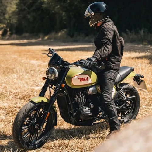 BSA’s Super-Approachable Retro-Styled Bantam 350 Roadster Gets a Heritage-Honoring New Hue