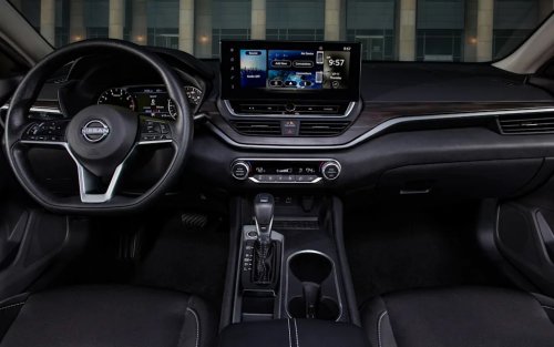 Nissan, Nissan Altima, 2026: Nissan Altima Trim Levels: Spending More Gets You Less Value