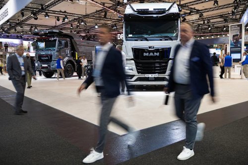IAA fair in Hanover: China's electric trucks take on European giants