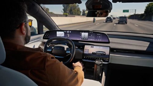 Lucid Gives the Gravity a Hands-Free Upgrade