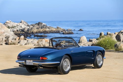 This American classic car thinks it’s a Ferrari