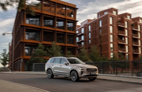 We Tested the Top Mid-Size SUVs, and These Are Our Favorites