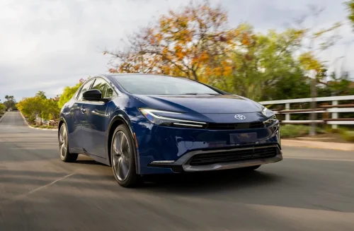 Toyota, Toyota Prius, Hyundai, Hyundai Elantra, Honda, Honda Civic, Toyota Prius Vs. Hyundai Elantra Hybrid Vs. Honda Civic Hybrid: Which One Is The Most Fuel-Efficient? There's One Winner