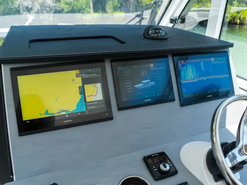 EdgeWater Boats Introduces the All-New 310SC