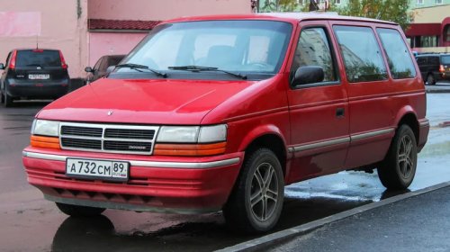 5 Cars You Might Not Expect To Have Manual Transmissions