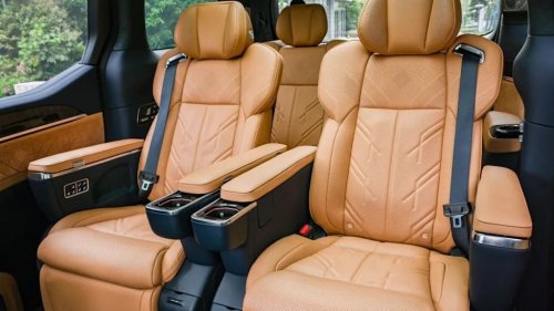 Zeekr, Zeekr 009 Brings 925 Horsepower To China’s Luxury Electric Van Market