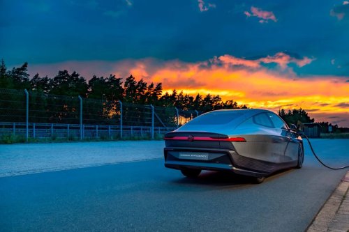 Volkswagen, Volkswagen Resurrects the Spirit of the XL1 Hypermiler With New ‘Near Production’ EV Concept