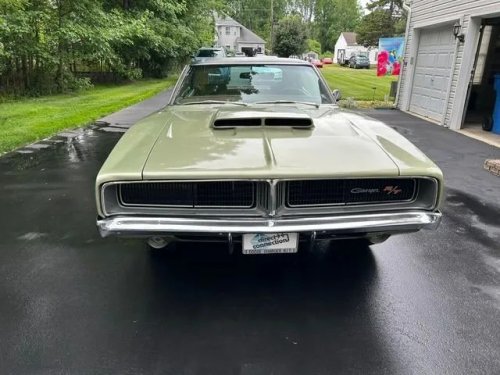 Dodge, Dodge Charger, Dodge Charger R/T, 1969 Dodge Charger R/T For Sale at Carlisle Auctions: A Two-Owner Survivor in Rare Green