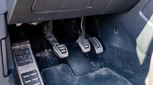 The Biggest Cons To Consider Before Buying A Manual Transmission Car