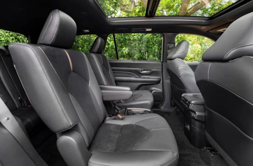 Hyundai Palisade Hybrid Vs. Toyota Grand Highlander Hybrid: The Winner Depends On How Much You Spend