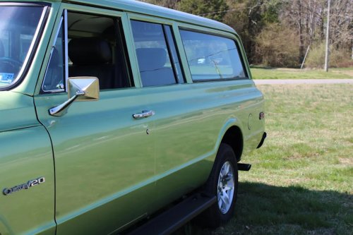 1972 Chevrolet Suburban LT At Carlisle Auctions Is An LS2-Swapped Family Hauler