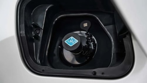 2028 BMW iX5 Hydrogen: Why BMW Won't Give Up On A Technology Stuck In Neutral