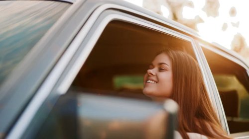 Does Driving With The Windows Down Use More Gas? It's Complicated