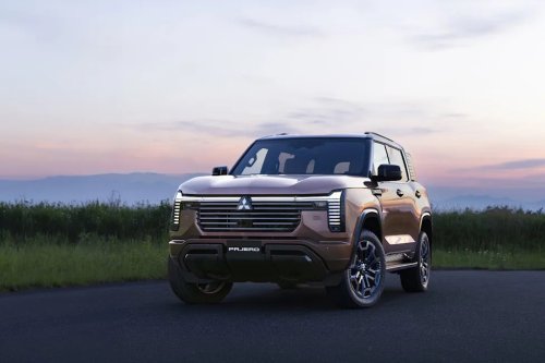 Reborn Mitsubishi Pajero Arrives To Take On The Toyota Land Cruiser