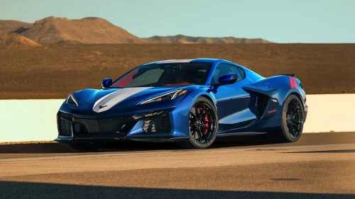 Chevrolet Corvette, Chevrolet Bolt EV, 2027 Chevrolet Car Updates Include Bolt EV Swan Song, Big Corvette Upgrades