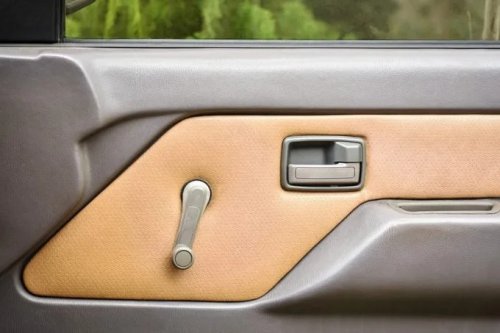 13 Popular Car Features You’ll Probably Never See Again