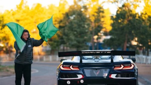 Chevrolet Corvette ZR1X Breaks Pikes Peak Hillclimb Record By Over 23 Seconds