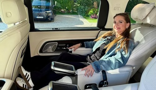 Mercedes-Benz, Every Family Car Should Be as Posh as the Mercedes-Benz VLE Luxury Electric Minivan