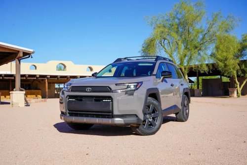 Toyota, Toyota RAV4, Toyota RAV4 Vs. RAV4 Hybrid: One Is Clearly Smarter To Buy