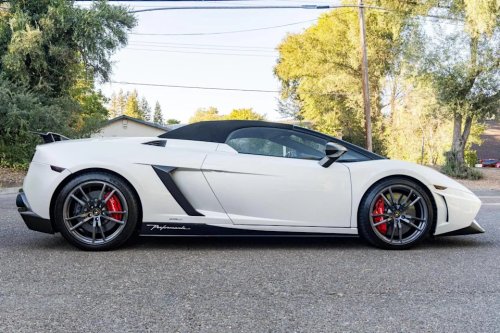 2011 Lamborghini Gallardo LP570-4 Spyder Performante for Sale With 48,200 Miles