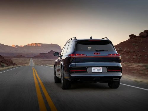 View Exterior Photos of the 2027 Audi Q9