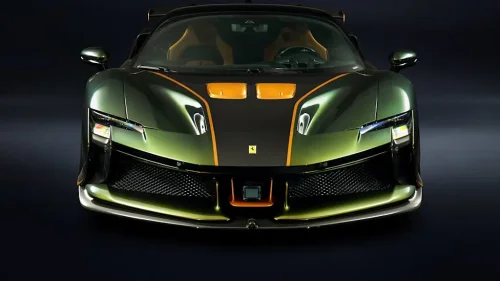 This Green Ferrari SF90 XX Looks Almost Too Lamborghini for Maranello