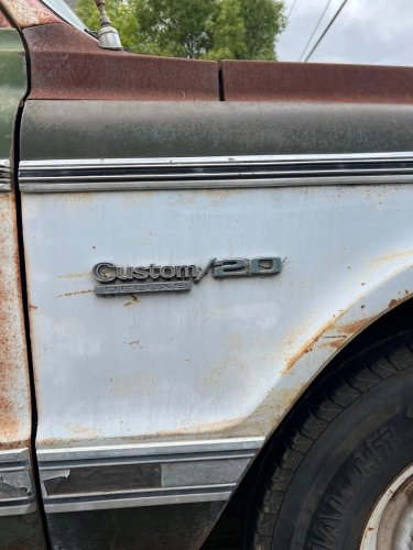 1972 Chevrolet C20 Big Block Barn Find Surfaces in Santee, California
