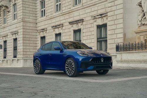 View Exterior Photos of the 2027 Maserati Grecale Modena