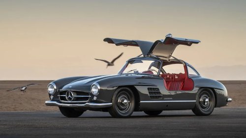 This Restored 1955 Mercedes-Benz 300 SL Gullwing Is Ready for Broad Arrow's Las Vegas Auction