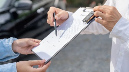 Blind Man Sues Chicago Dealership After Allegedly Signed Documents With Higher Rates And Price Than What He Agreed To