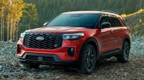 Ford, Ford Recalls Over 288,000 Explorers Over Loose Roof Rail Covers That Could Detach and Cause Accidents