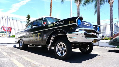 Gassers Gather at the Lions Automobilia Foundation