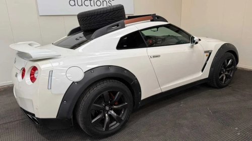 Someone Turned A Nissan GT-R Into An Off-Roader