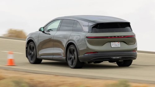 The Lucid Gravity Just Got Hands-Free Driving, Smarter Navigation, and Better Charging Tools