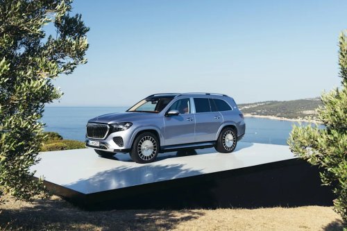 Looking for the ultimate car 'flex'? Buy a sedan with a V12 engine, insiders say