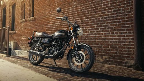 Yes, This Perfect City Commuter Will Cost You Just $3,000. Yes, It's A Motorcycle