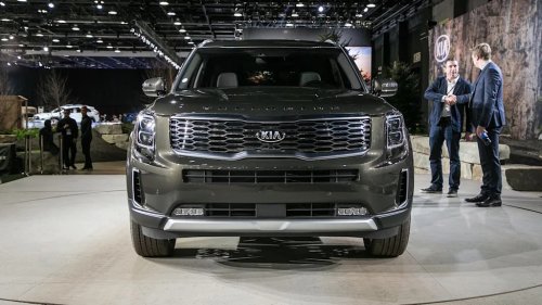 Kia Telluride Recall Fix Failed, 450,000+ SUVs Need to Park Outside
