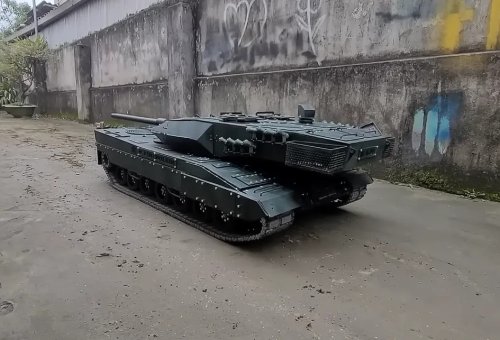 Guy Spends $20,000 Building a 770-Pound Steel RC Tank With a Cannon That Actually Fires